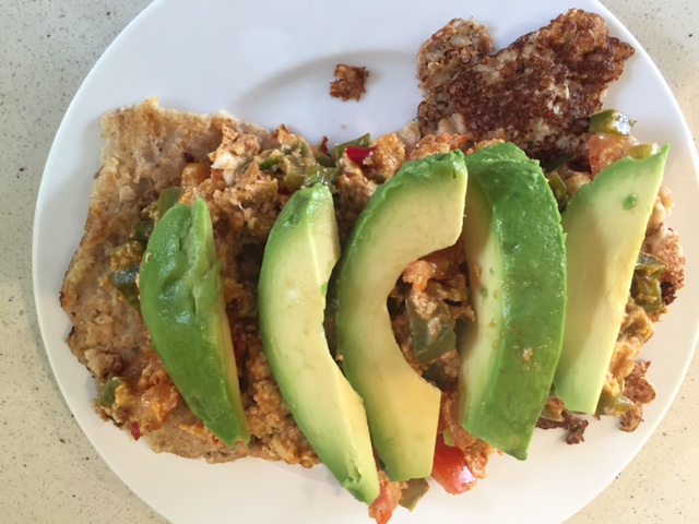 Spicy scrambled eggs with avocado